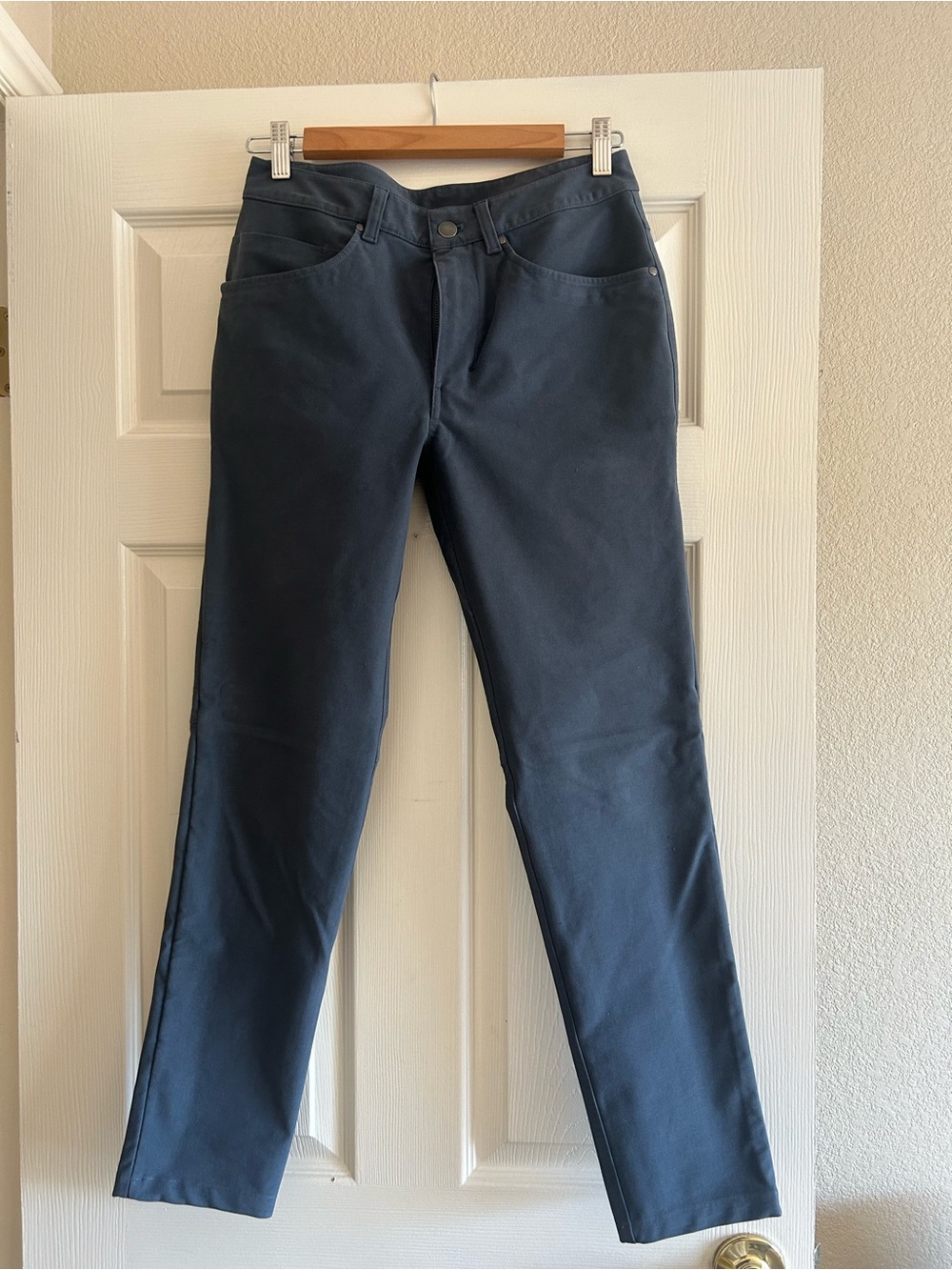 LULULEMON Men's ABC Classic Fit 5 Pocket Pant Size 28